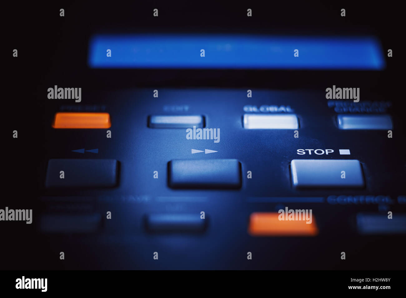 Teil der modernen MIDI-Controller, auf Schaltflächen anzeigen. Stockfoto