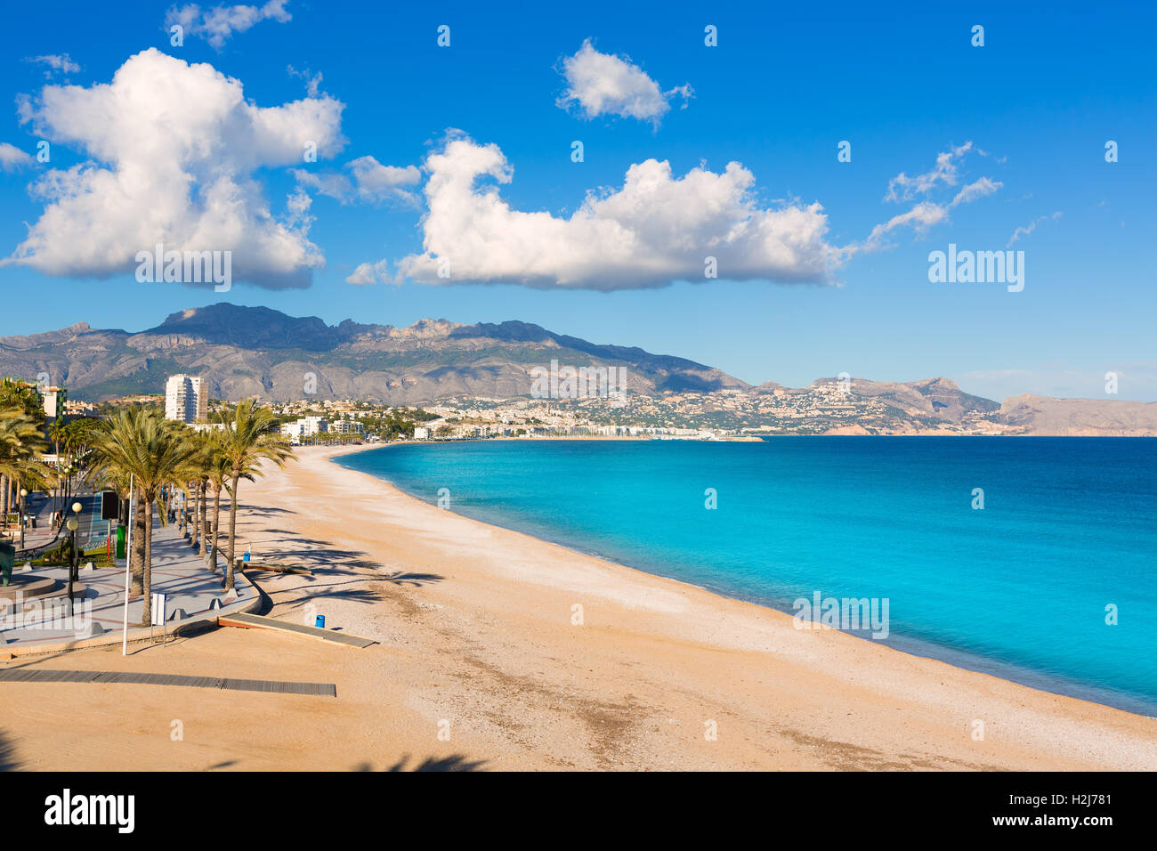 Altea Playa del Albir aus weißen Steinen in Alicante Spanien Stockfoto