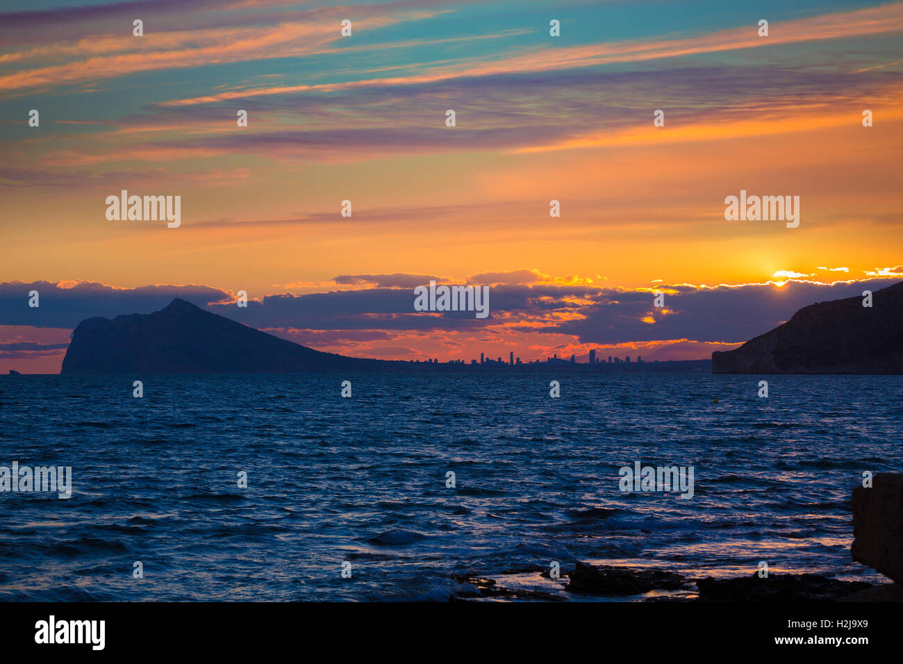 Benidorm-Sonnenuntergang Skyline-Blick von Calpe Alicante Spanien Stockfoto