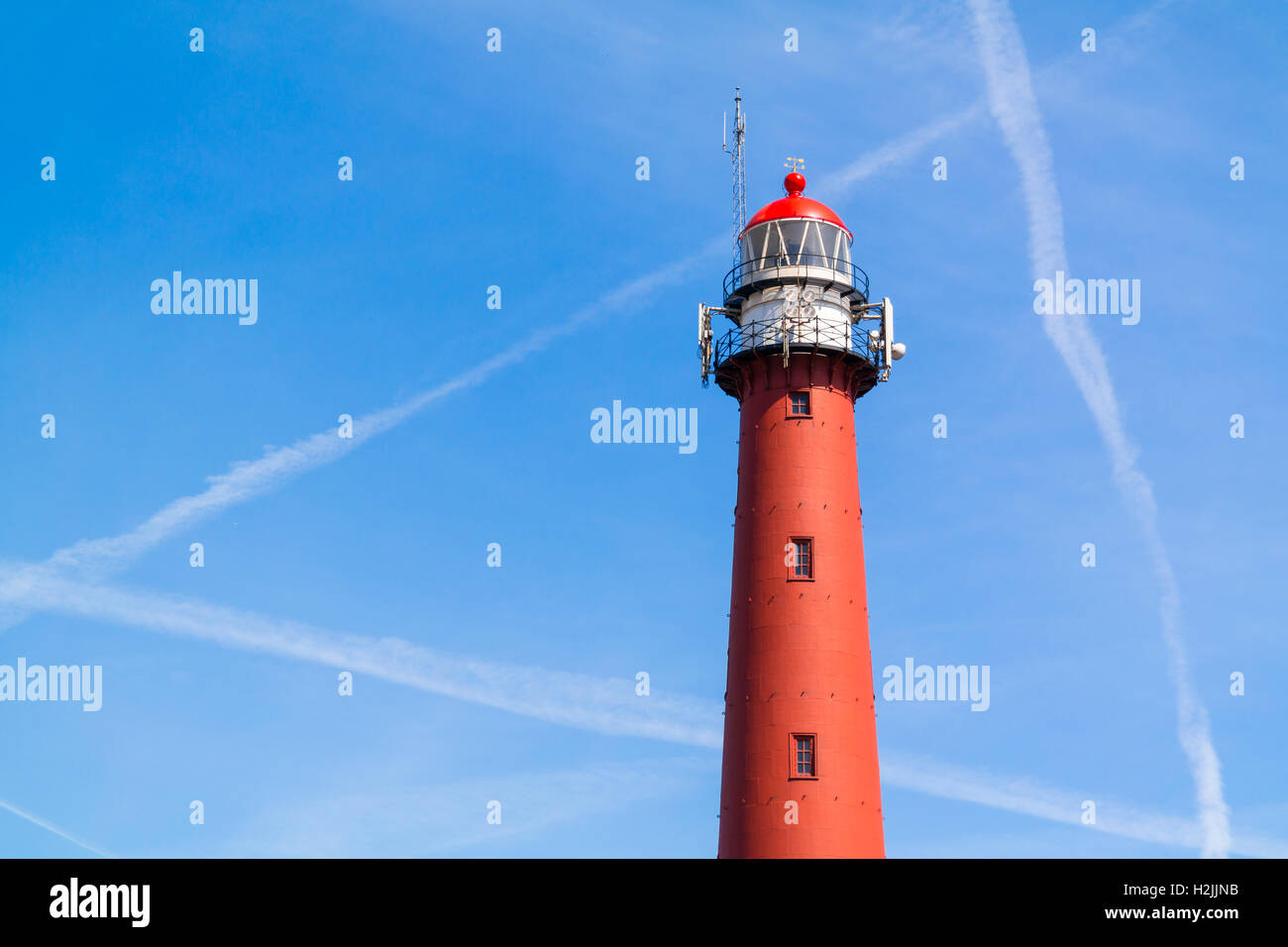 Gusseisen hohen Leuchtturm der Nordseehafen IJmuiden, Nordholland, Niederlande Stockfoto