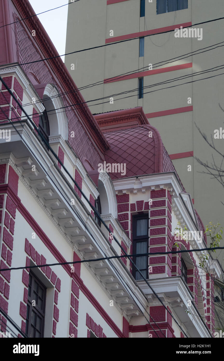 Büros, alt und neu, entlang der Avenida Arce, gibt, La Paz Stockfoto