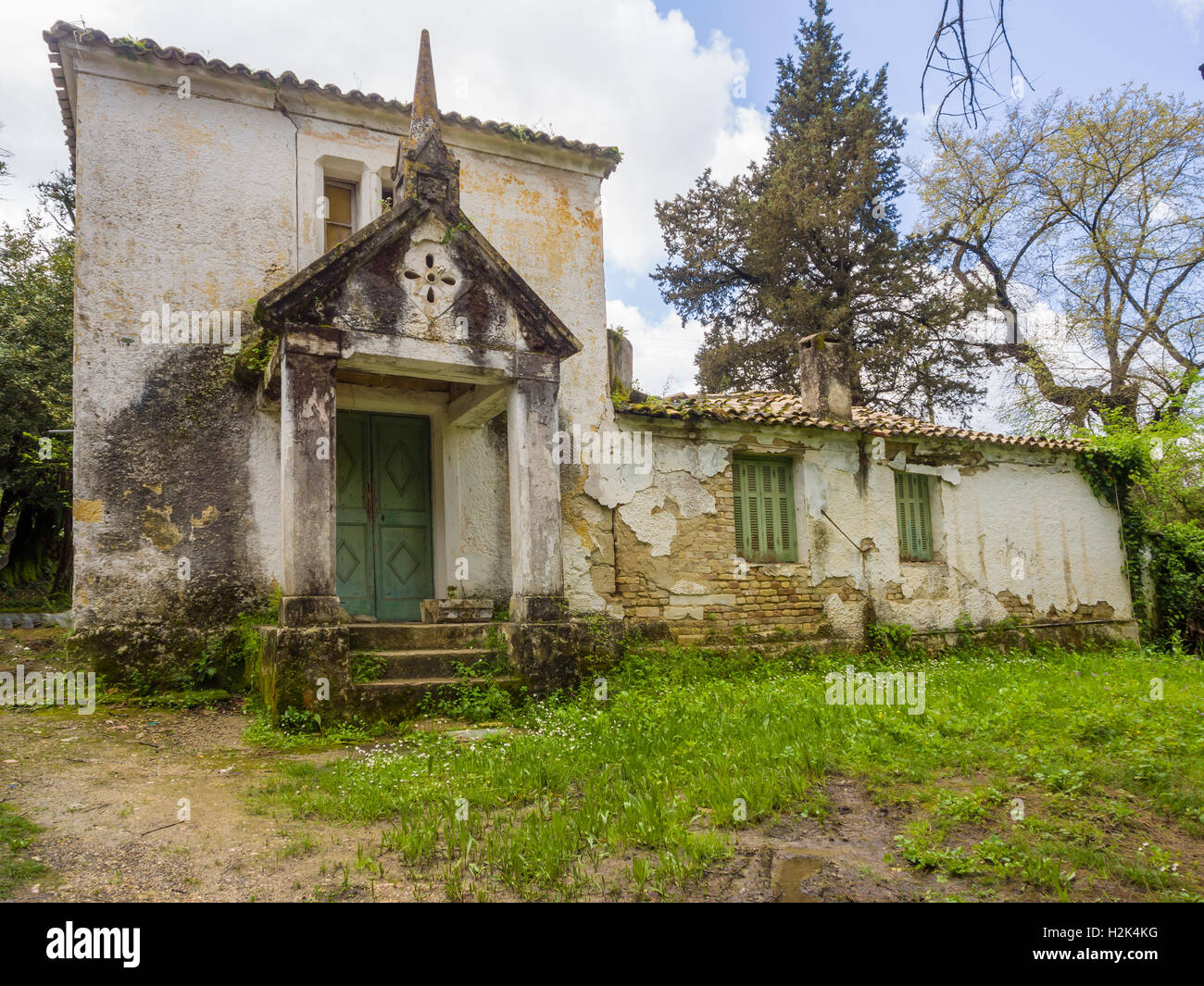 Eine alte verlassene Spukhaus Stockfoto