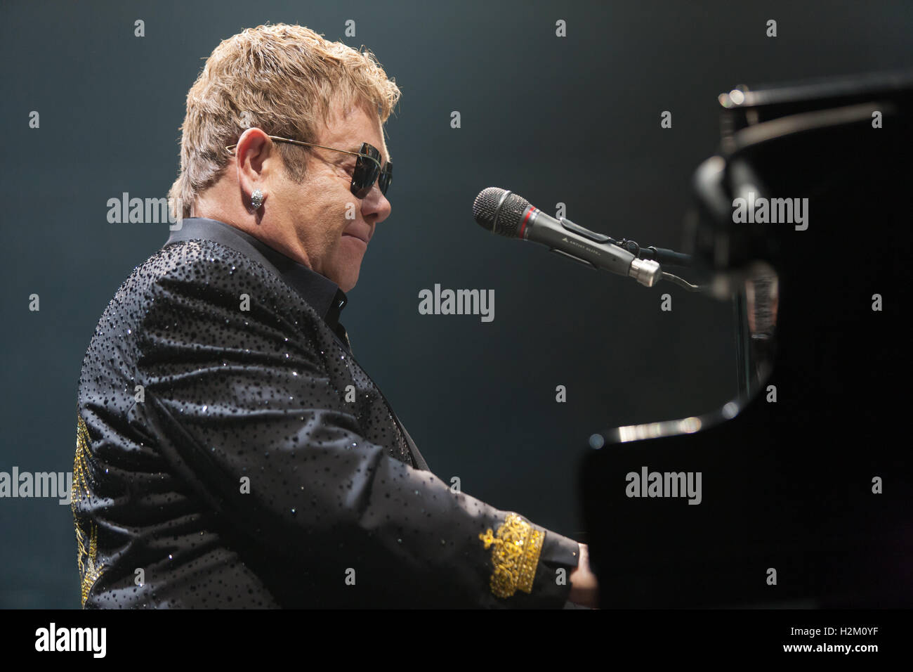 London, Ontario, Kanada. 29. September 2016. Sir Elton John führt im Konzert. Bildnachweis: Mark Spowart/Alamy Live-Nachrichten Stockfoto