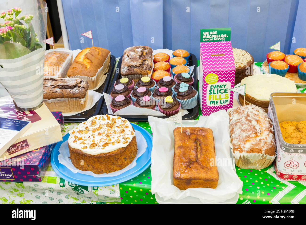 Northampton, Großbritannien 30. September 2016. Westlichen hohen Gesundheits-Zentrum beherbergt einen Kaffee am Morgen in der Chirurgie für Macmillan Cancer Support von Sally Bagley Credit organisiert: Keith J Smith. / Alamy Live News Stockfoto