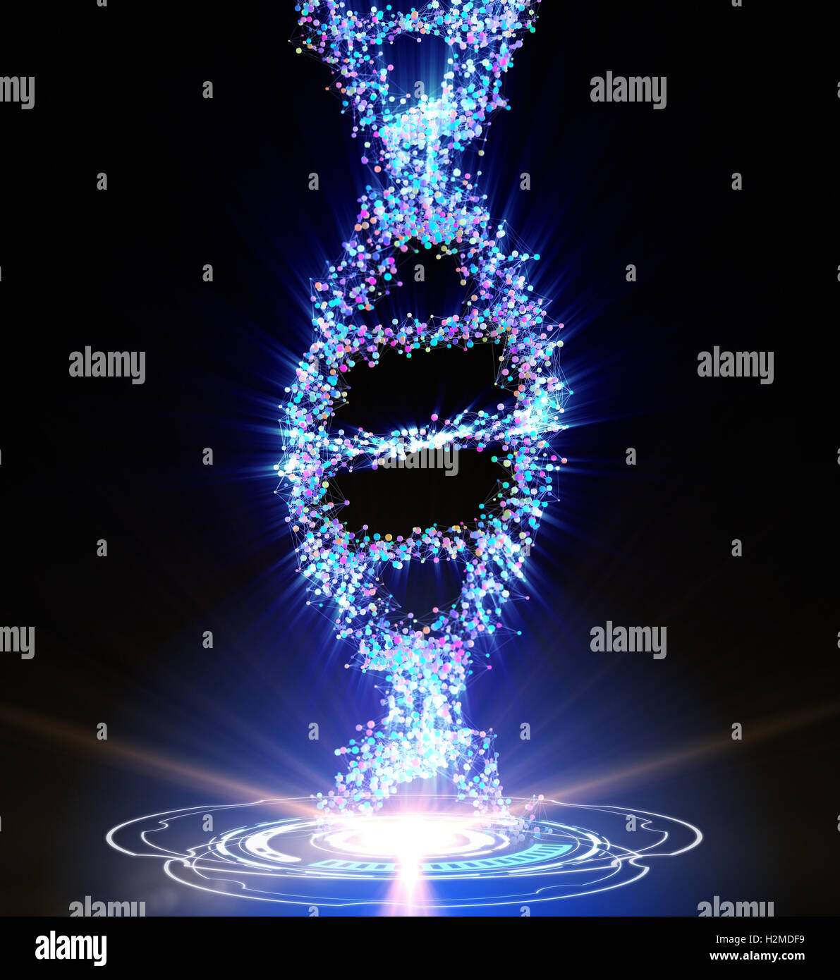 DNA-Strang Spirale auf dem dunklen Hintergrund Stockfoto DNA-Strang Spirale auf dem dunklen Hintergrund Stockfoto