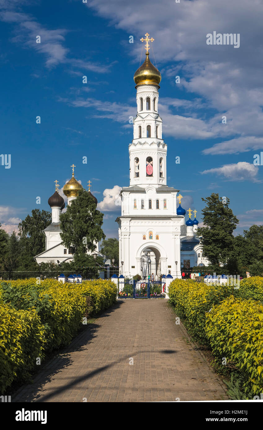 Tempelanlage in das Dorf Zavidovo.Tver Stockfoto