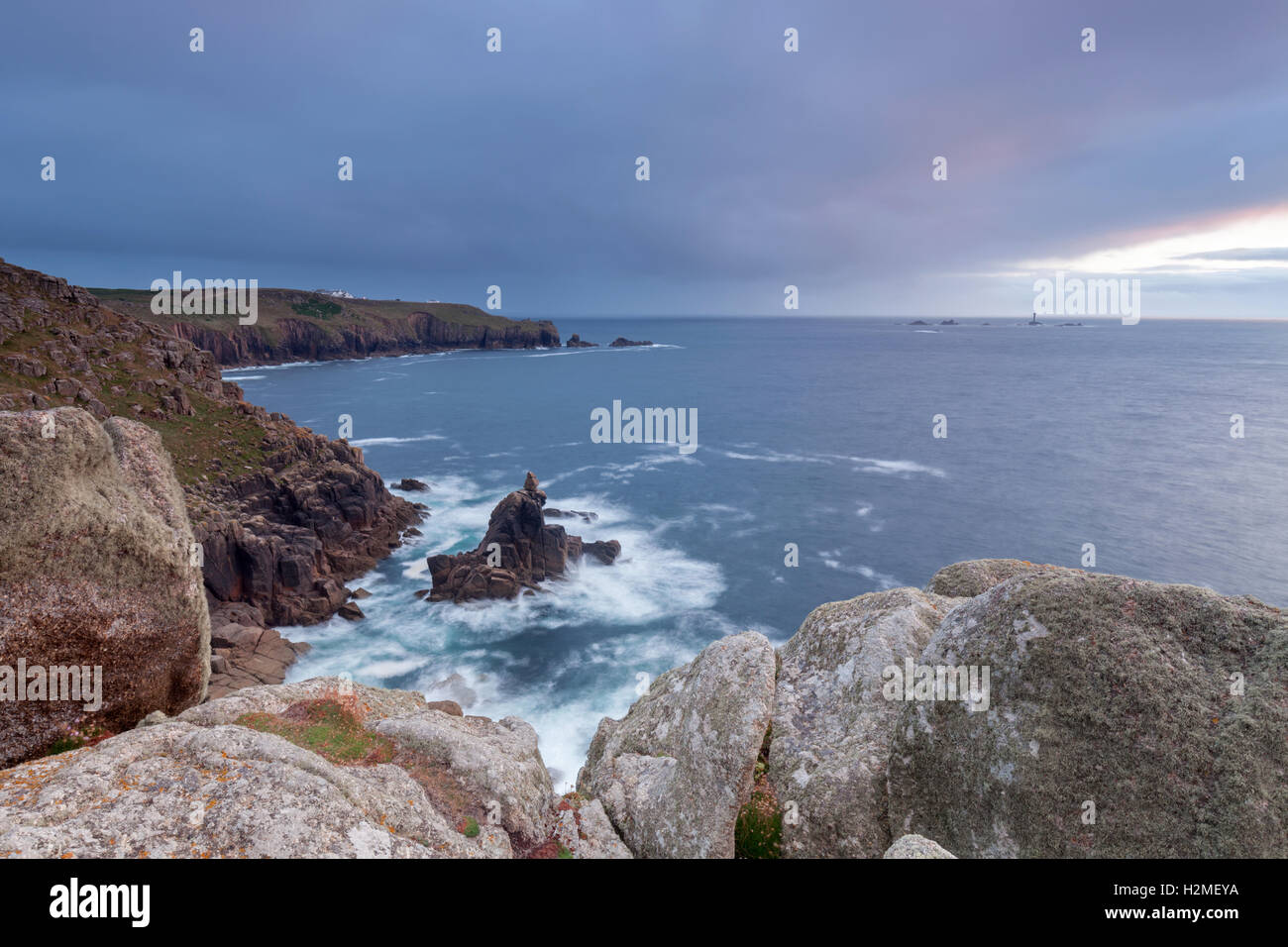 Irish Lady Meer Stack Lands End, Cornwall UK Stockfoto