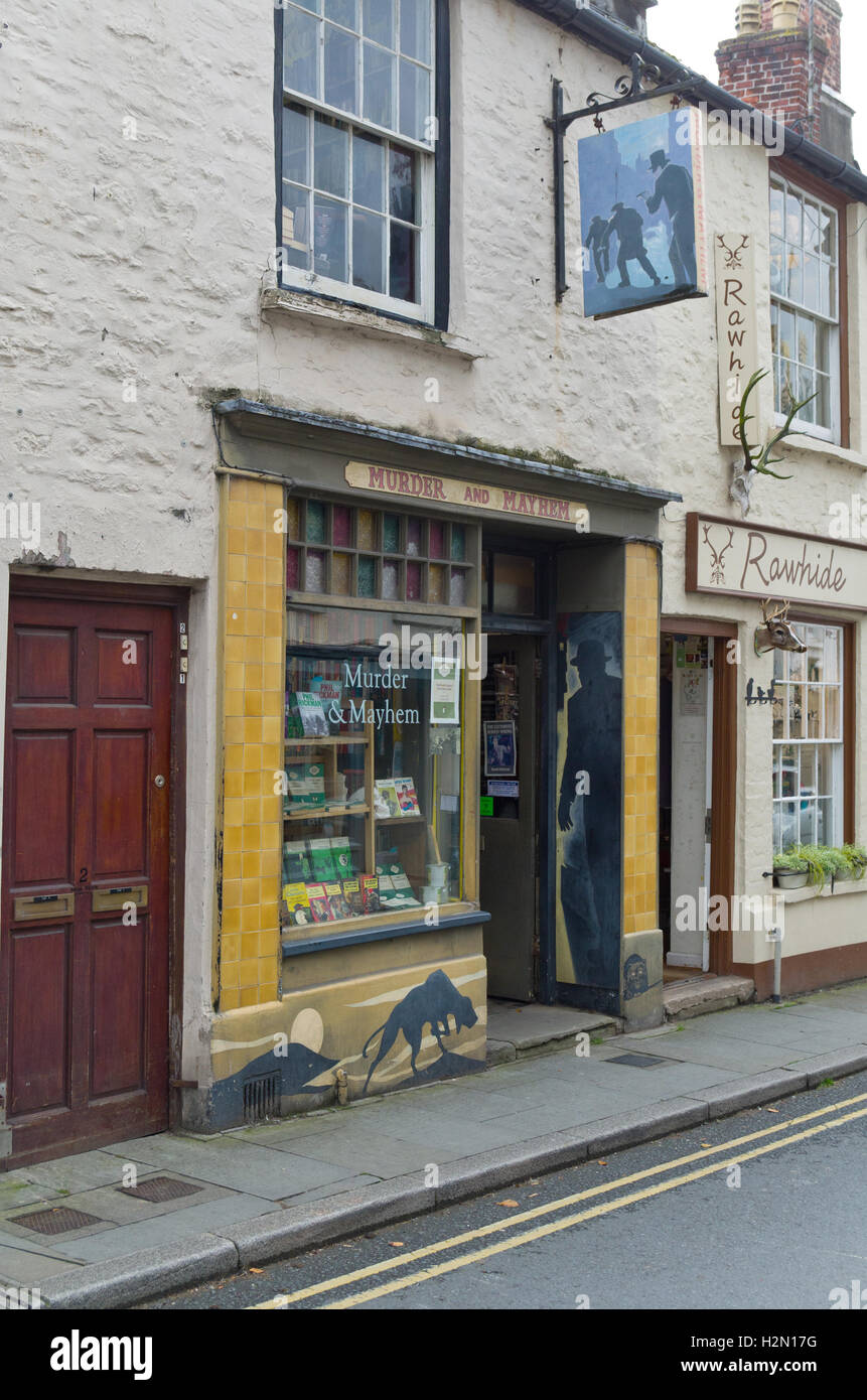 Mord und Totschlag, eine Buchhandlung in Hay-On-Wye, Kriminalliteratur gewidmet Stockfoto