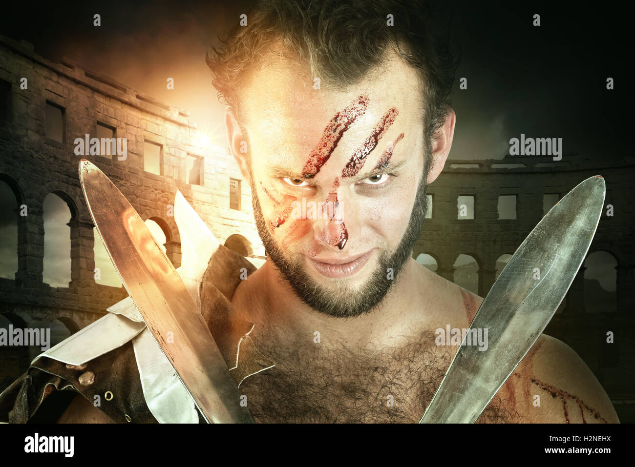 Alter Krieger oder Gladiator in der Arena zu kämpfen bereit Stockfoto