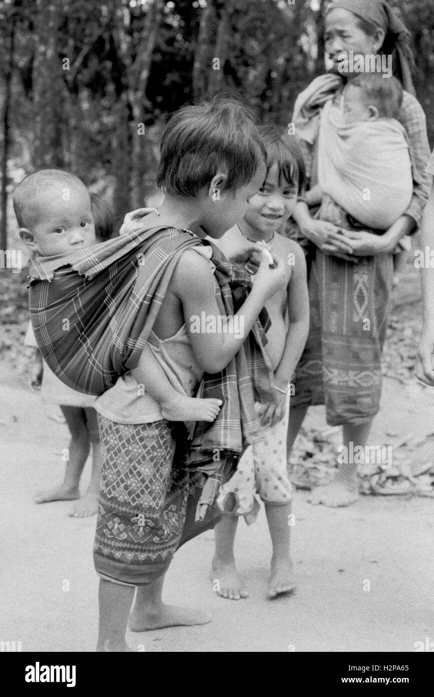 Kinder in Vietnam Brian Mcguire Stockfoto