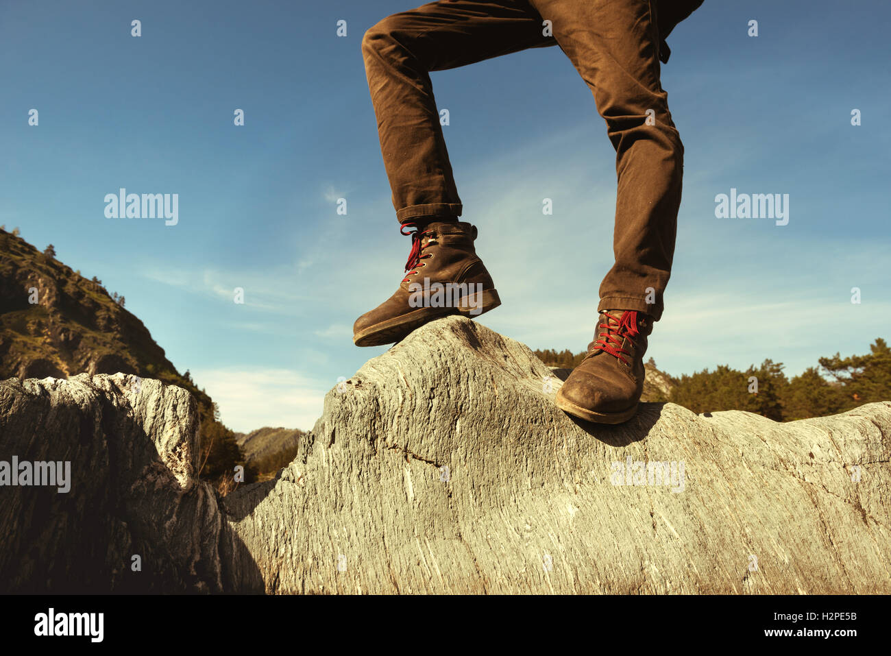 Men es Beine Closeup Rock Konzept Stockfoto