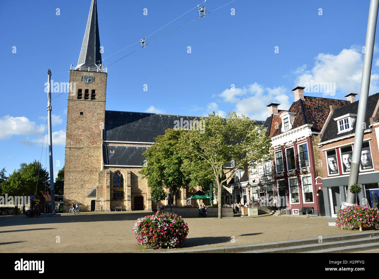 Sint Martinikerk (p.c.) (Sankt-Martins-Kirche) Breedeplaats Franeker der Niederlande Friesland Fryslan Stadt Stockfoto