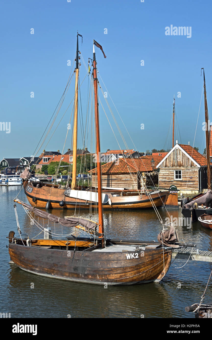 Alte historische Segelboot Workum 1374.  4000 Einwohner. -Friesland Niederlande Stockfoto