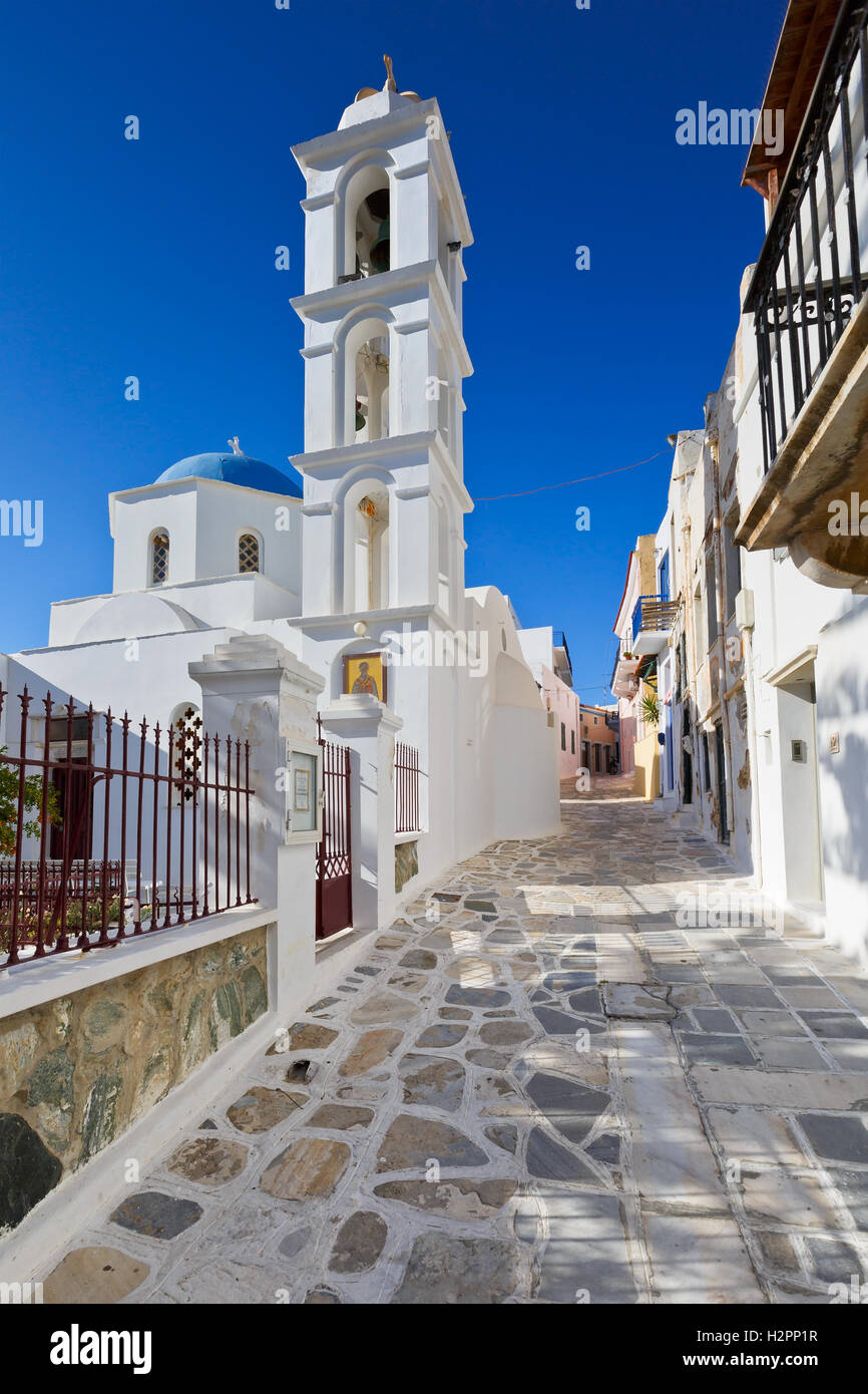 Kirche in der alten Stadt Tinos. Stockfoto