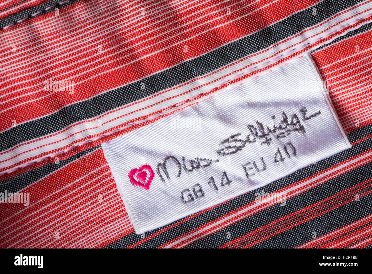 Label in Miss Selfridge Womans Bluse Stockfoto