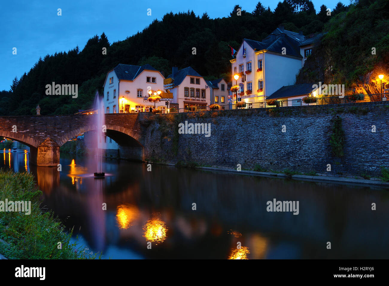 Vianden - eine Gemeinde mit Stadtstatus in das Ösling, Nordost-Luxemburg. Es ist die Hauptstadt des Kantons Vianden. Stockfoto