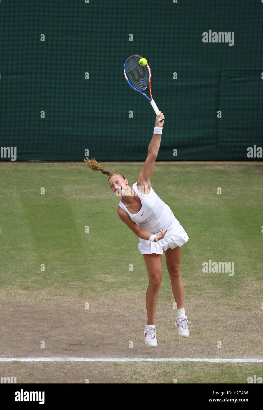 Frauen Halbfinale, Petra Kvitova, Tschechien, 2010 Wimbledon, ITF Grand-Slam-Turnier, Wimbledon, England, Vereinigtes Königreich Stockfoto