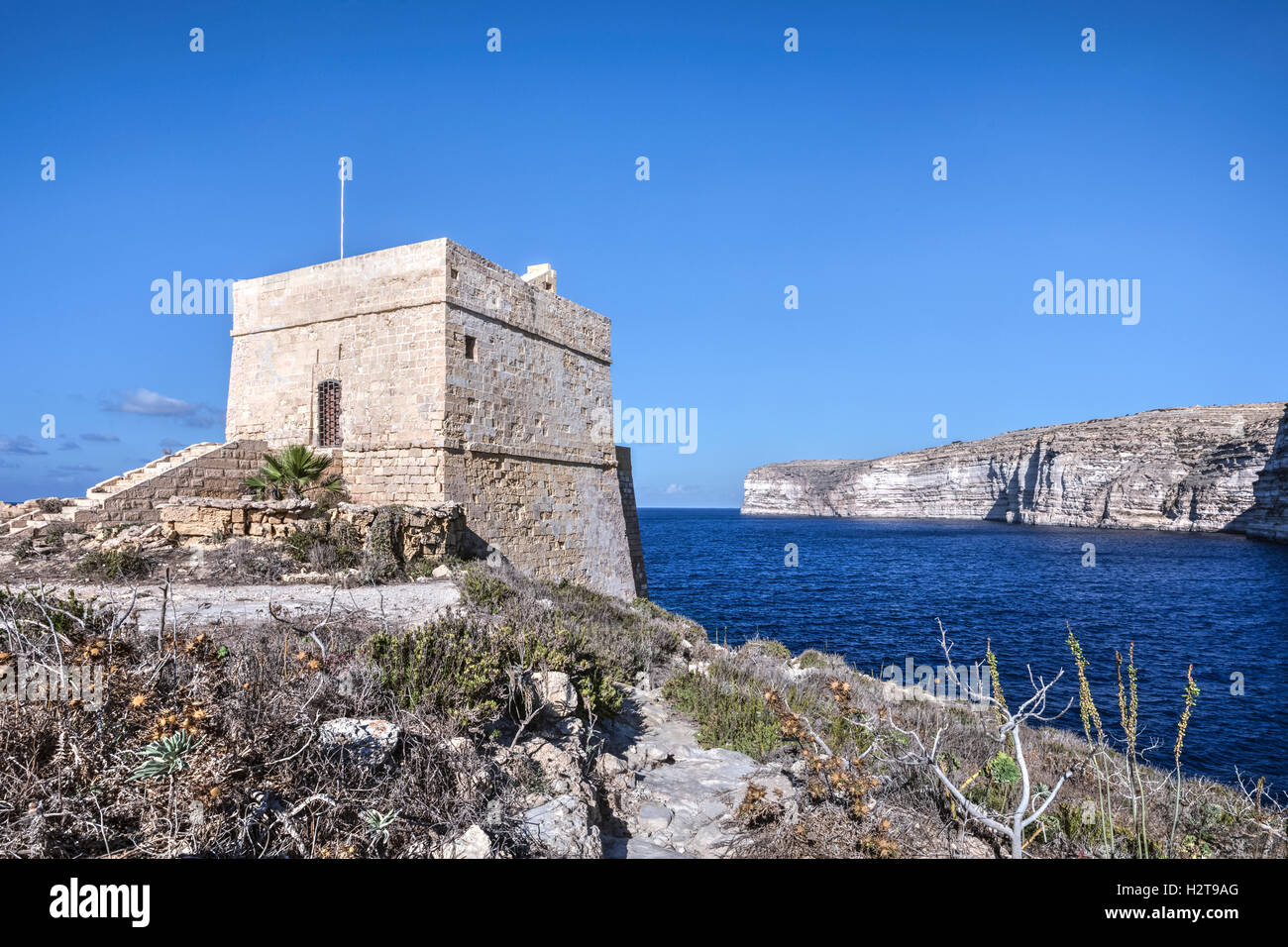 Xlendi Bay, Xlendi Turm, Gozo, Malta Stockfoto