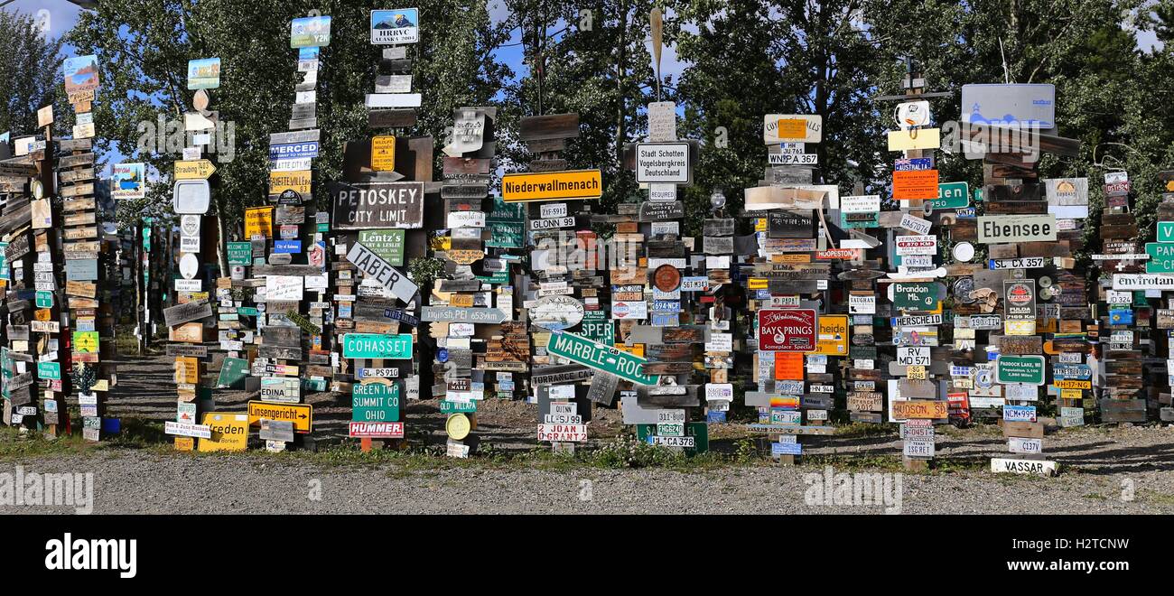 Sign Post Forest in Watson Lake, Yukon, Kanada Stockfoto