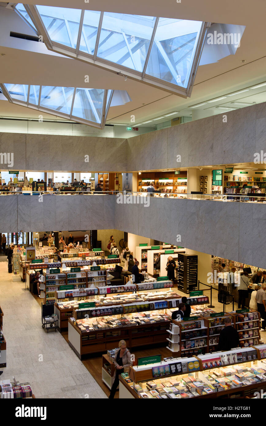 Akademische Buchhandlung, Pohjoisesplanadi 39, Helsinki. Finnland Stockfoto