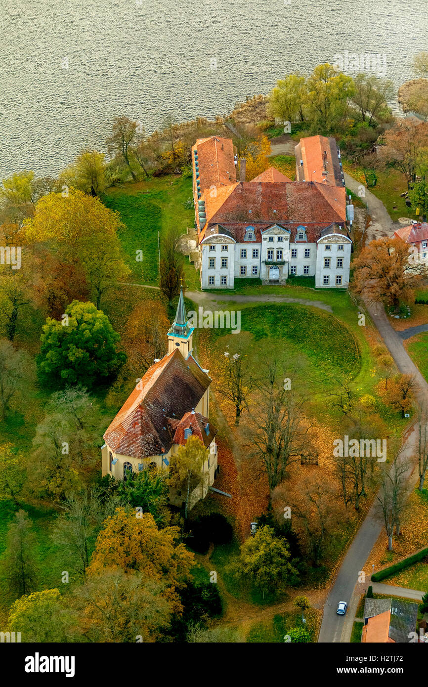 Luftaufnahme, Schloss Ivenack, Stavenhagen, Müritz See Landschaft, Mecklenburg-Vorpommern, Deutschland, Europa Luftaufnahme Vögel-Augen Stockfoto