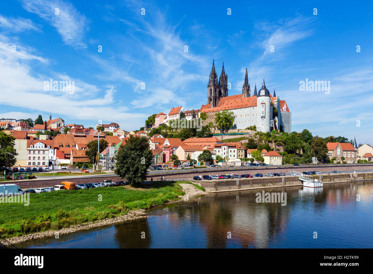 Die Albrechtsburg Schloss und Kathedrale betrachtet aus dem Fluss Elbe, Meißen, Sachsen, Deutschland Stockfoto