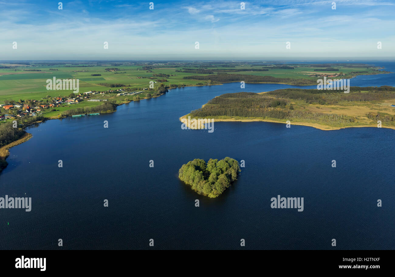 Luftaufnahme, kleine Müritz See mit Baum Herz Insel, Vipperow, Mecklenburger Seenplatte, Mecklenburg-Vorpommern, Deutschland, Stockfoto