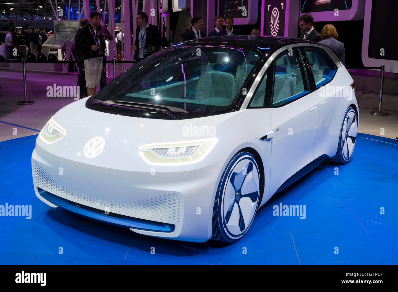 Neue Volkswagen ID Elektro-Plug-in Konzept-Fahrzeug auf der Paris Motor Show 2016 Stockfoto