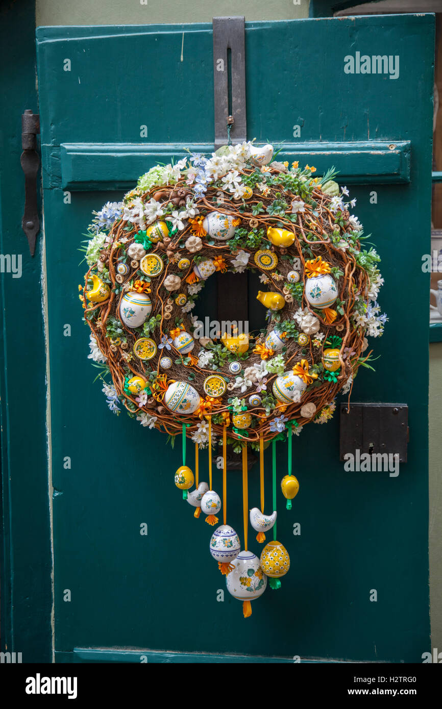 Tschechische Handwerk Eiern Kranz. Stockfoto