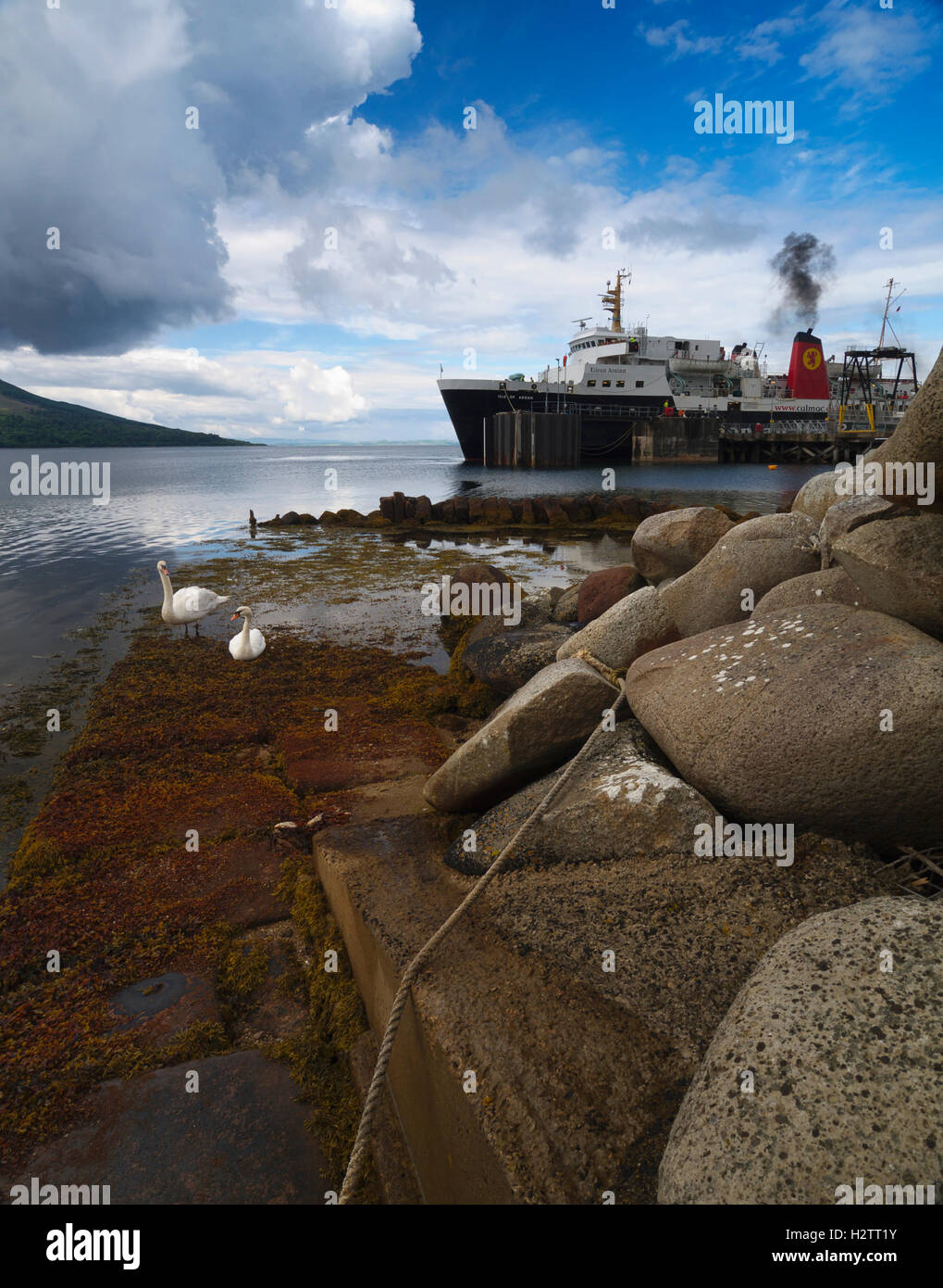 Die Adrossan Fähre Werftzeit in Brodick Hafen, Isle of Arran, North Ayrshire, Schottland Stockfoto