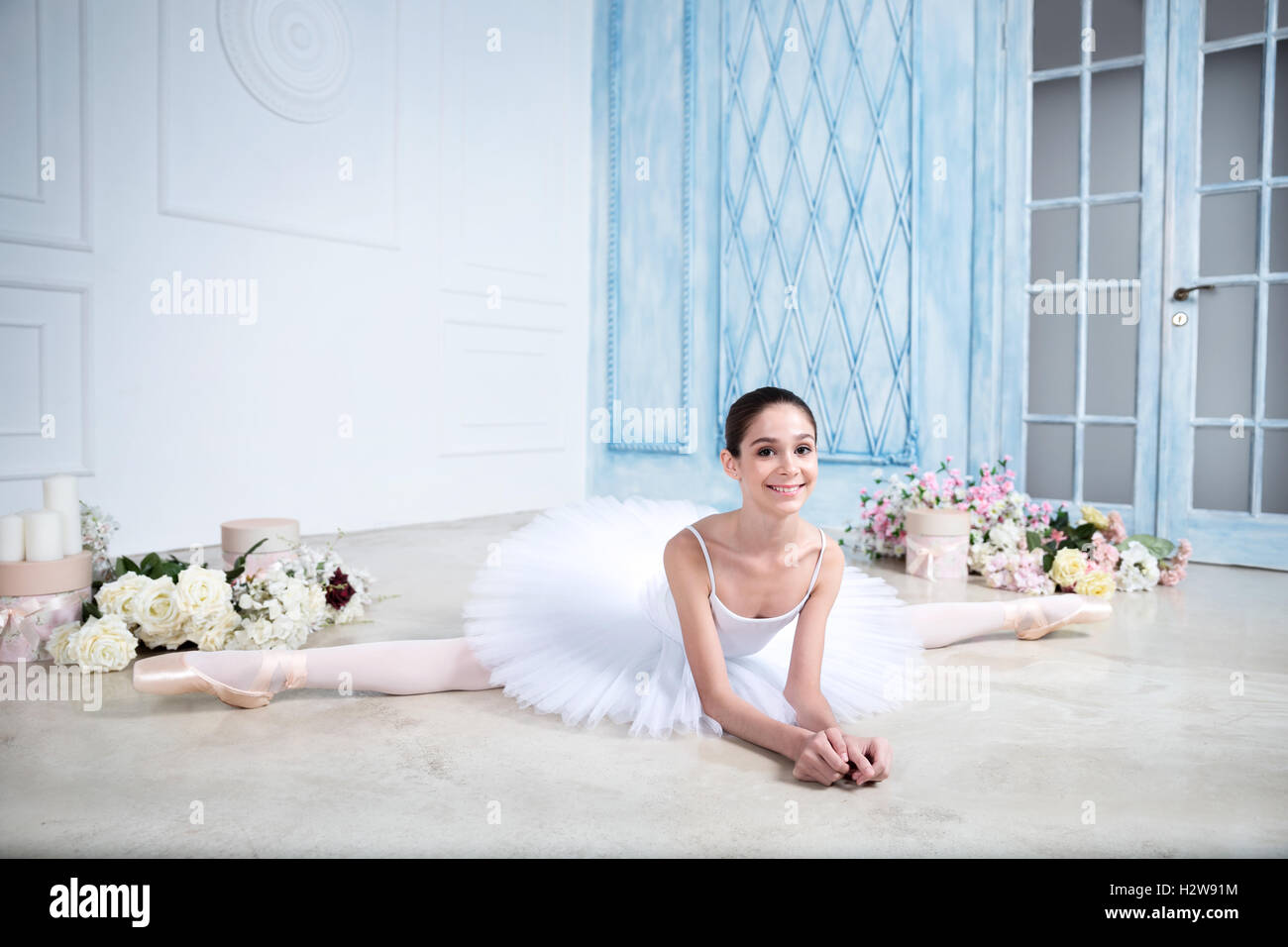 Teenager Ballerina im studio Stockfoto