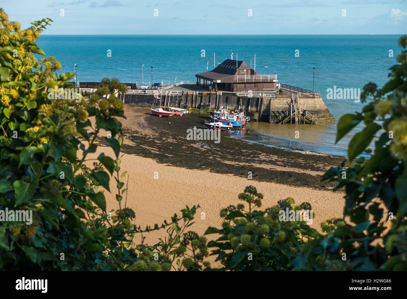 Den Hafen und Strand Viking Bay Broadstairs Kent England Stockfoto