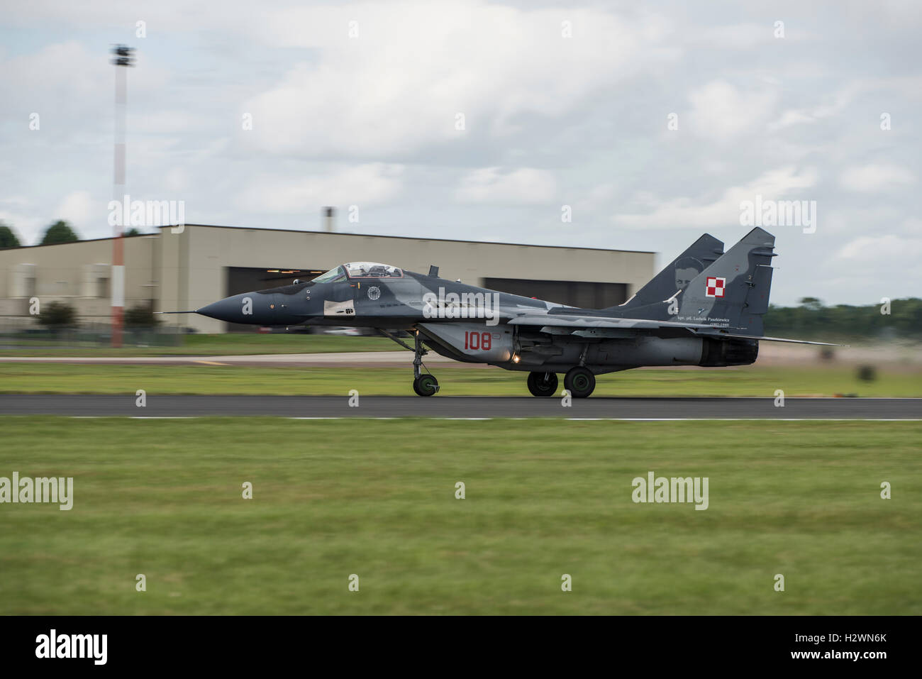 Mikoyan MiG-29A Fulcrum Twin Motor militärische Düsenjäger der polnischen Luftwaffe nimmt ab 2016 RIAT angezeigt Stockfoto