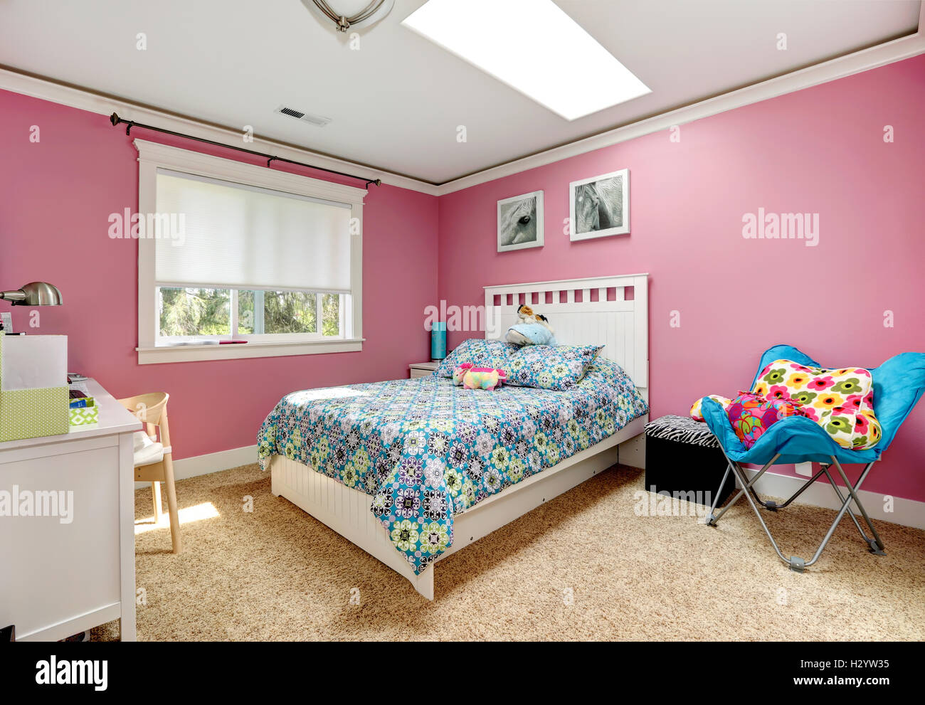 Royalty Free Photograph Young Girls Stockfotos und -bilder Kaufen - Alamy