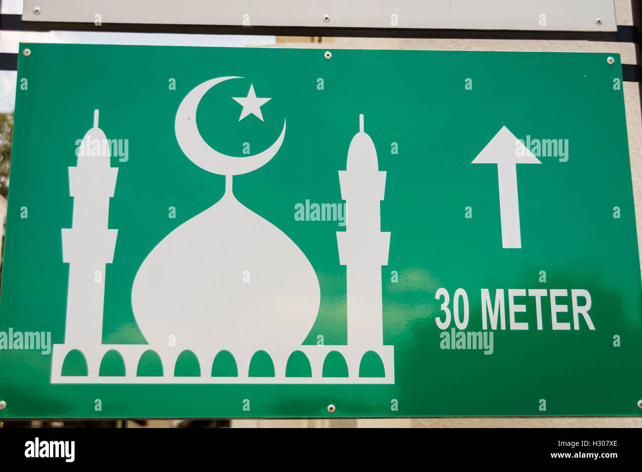 Moschee-Kuppel-Symbol - Straße Richtungsanzeiger für Moschee Stockfoto