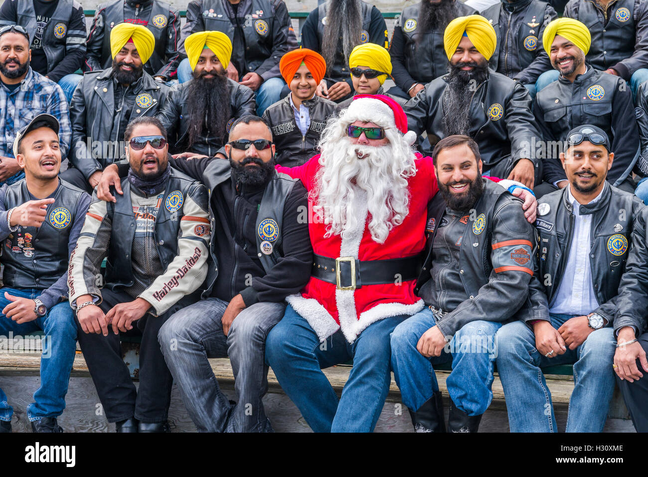 Sikh Motorrad-Fahrer-Clubs teilnehmen in der jährlichen Vancouver Motorrad Weihnachten Toy Run, Vancouver, Britisch-Kolumbien, Kanada Stockfoto