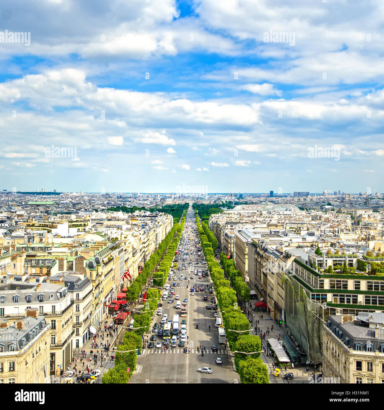 Paris, Panorama Luftaufnahme des Boulevard Champs Elysees. Frankreich, Europa. Stockfoto