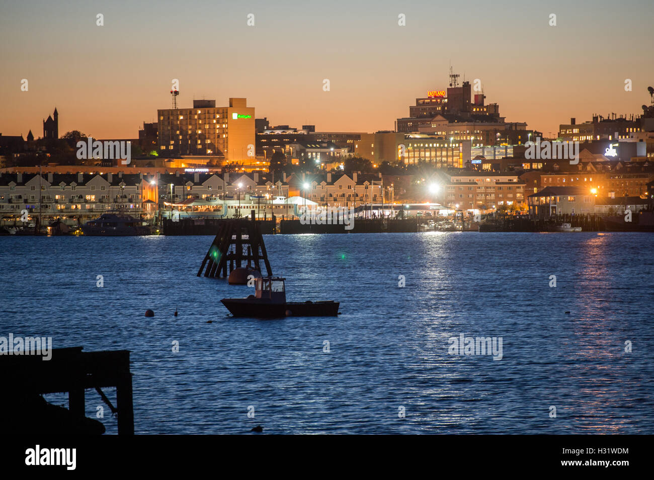 Portland-Skyline vom Bug Licht in Portland, Maine. Stockfoto