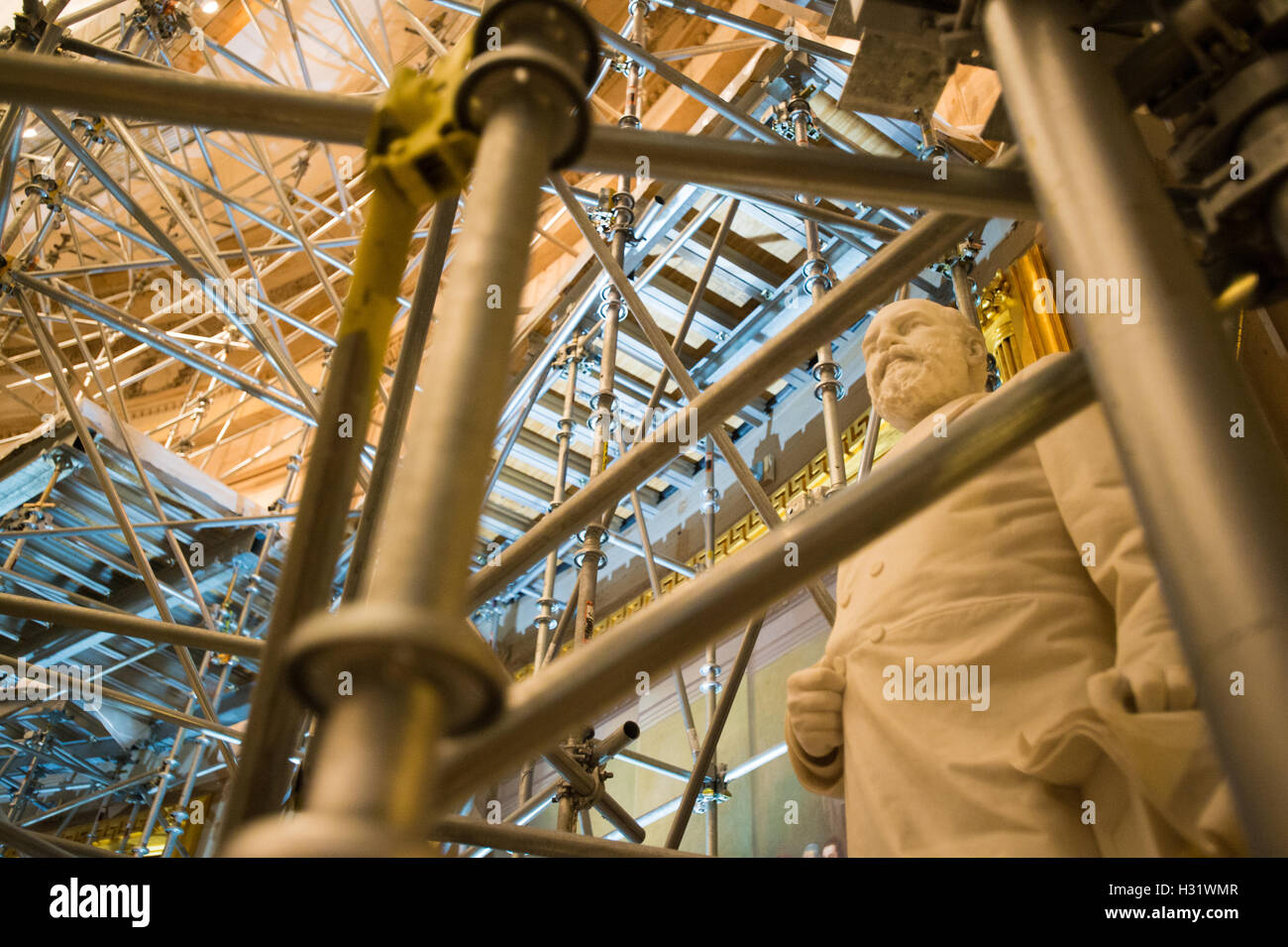 Statue von James Garfield Renovierungsarbeiten in der Rotunde des Kapitols in Washington, D.C. Stockfoto