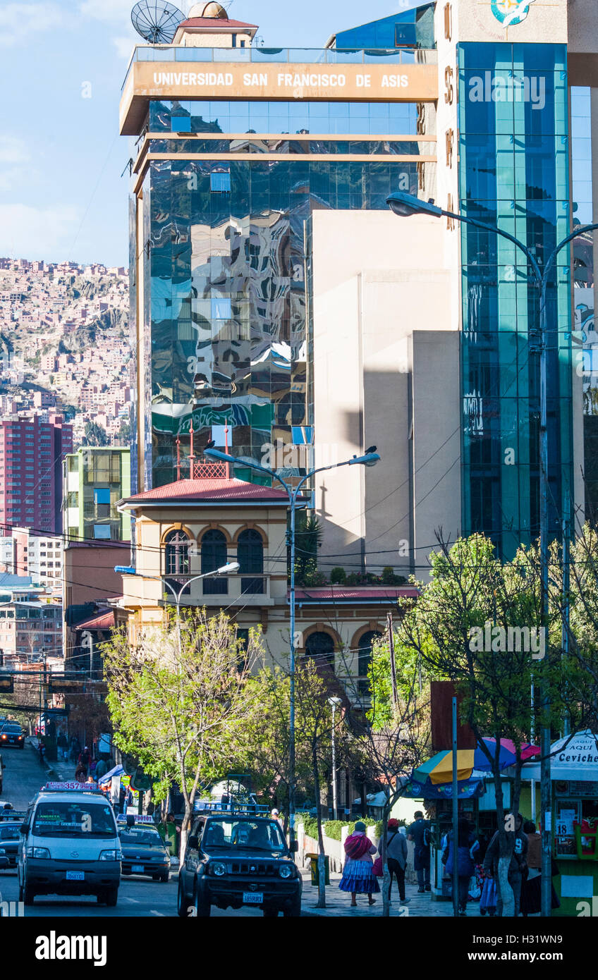 Universidad San Francisco de Asis auf Calle B. Salinas, gibt, La Paz Stockfoto