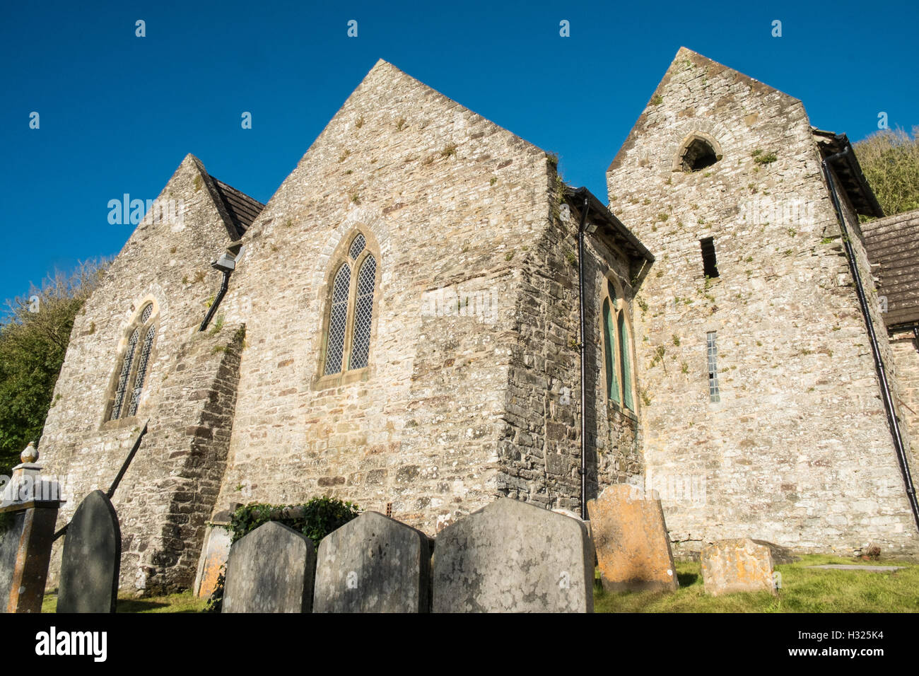 Pfarrei Kirche Saint, St Ishmael, über dem Fluss Towy, Tywi, Mündung in der Nähe von Ferryside,Carmarthenshire,Wales,U.K. Stockfoto