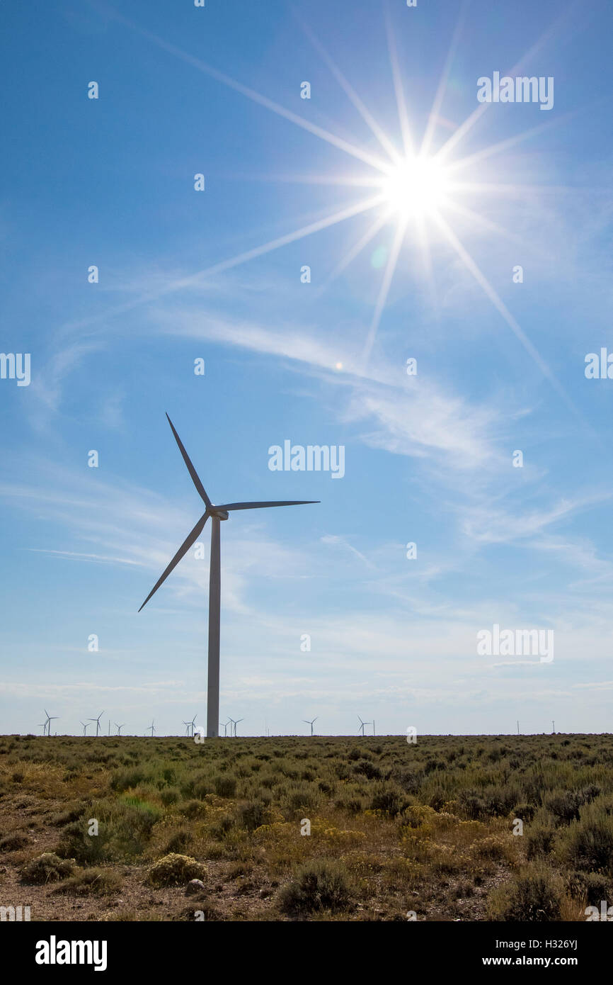 Windenergieanlagen Windenergieanlagen in einem Windpark in Iowa. Stockfoto