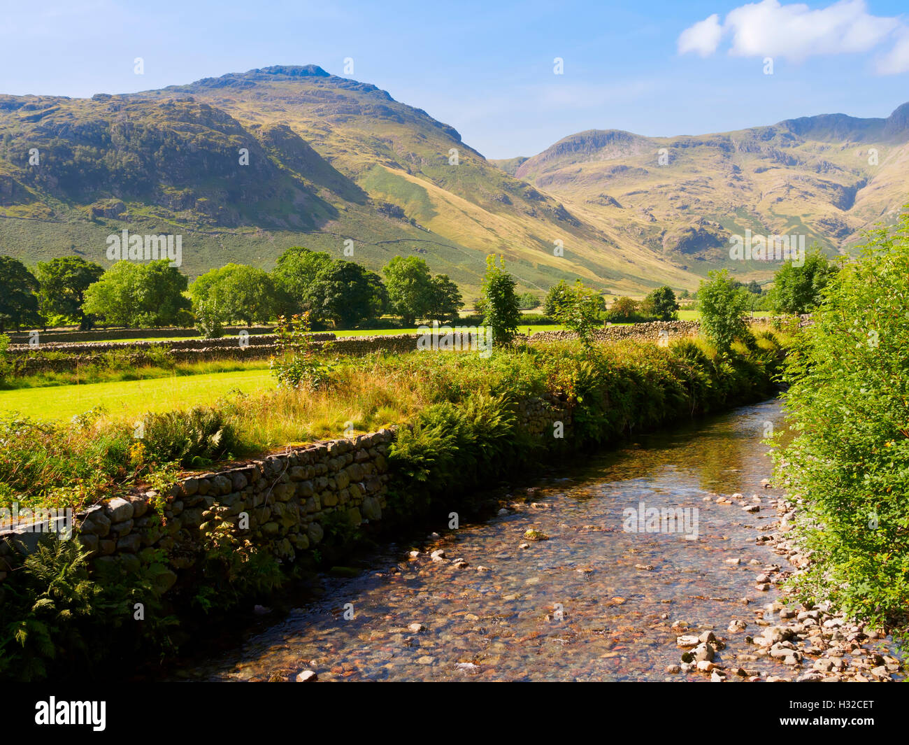 Great Langdale Beck, Seite Hecht und Oxendale, Lake District, Cumbria Stockfoto