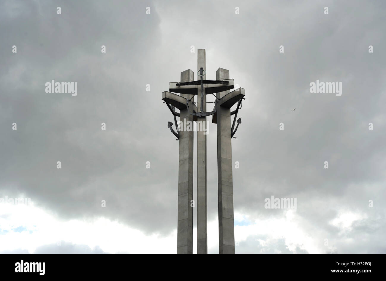 Polen. Danzig. Denkmal für die gefallenen Werftarbeiter von 1970. Erinnert an die 42 Menschen getötet während der Coastal Städte Ereignisse im Dezember 1970. Stockfoto