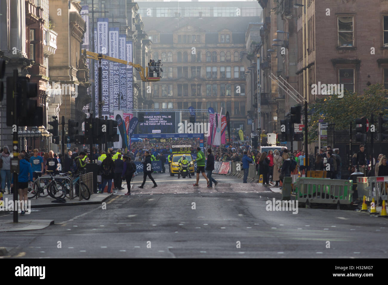 Läufer auf 10k und Halb Marathon während große schottische laufen im Stadtzentrum von Glasgow in Schottland. Stockfoto