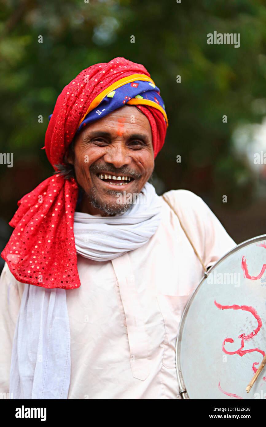 Stammesmann, Stamm Vanjara, Maharashtra, Indien. Ländliche Gesichter Indiens Stockfoto