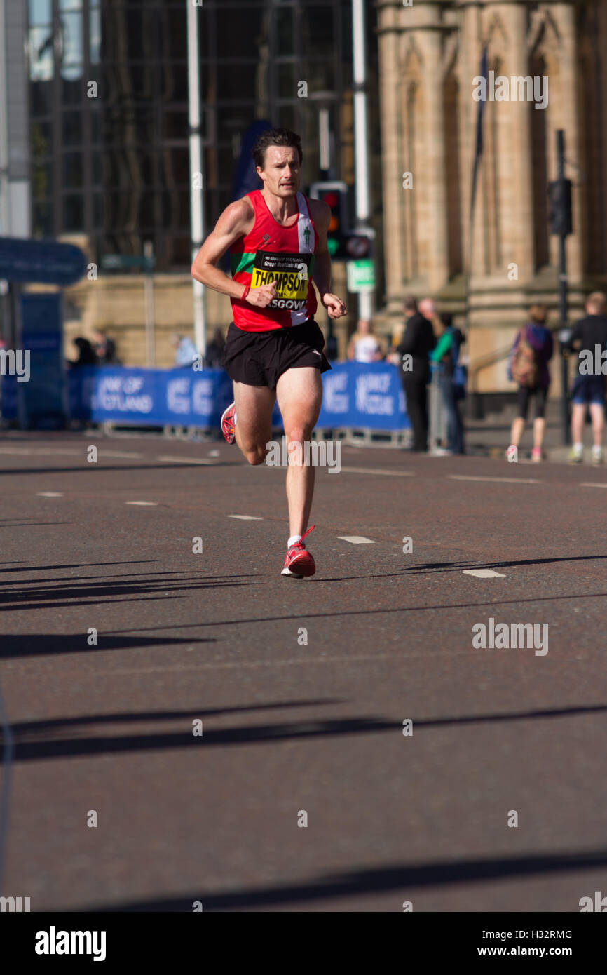 Läufer auf 10k und Halb Marathon während große schottische laufen im Stadtzentrum von Glasgow in Schottland. Stockfoto