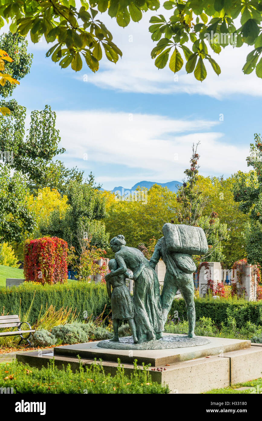 Einwanderer Denkmal Statue, die italienischen Garten, Giardino Italiano Hastings Park, Vancouver, Britisch-Kolumbien, Kanada Stockfoto