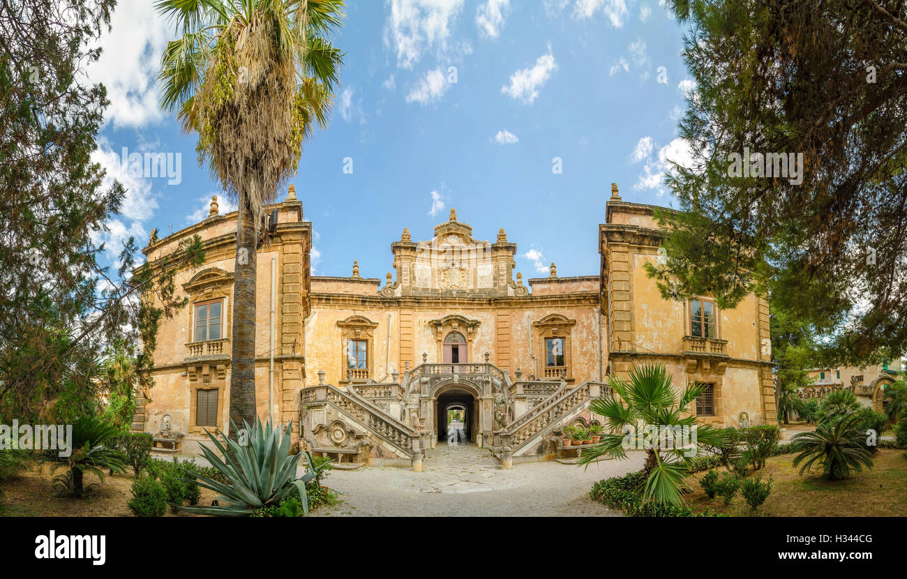 Panorama von der Villa Palagonia ist ein Patrizier-Villa in Bagheria, 15 km von Palermo in Sizilien, Süditalien. Stockfoto