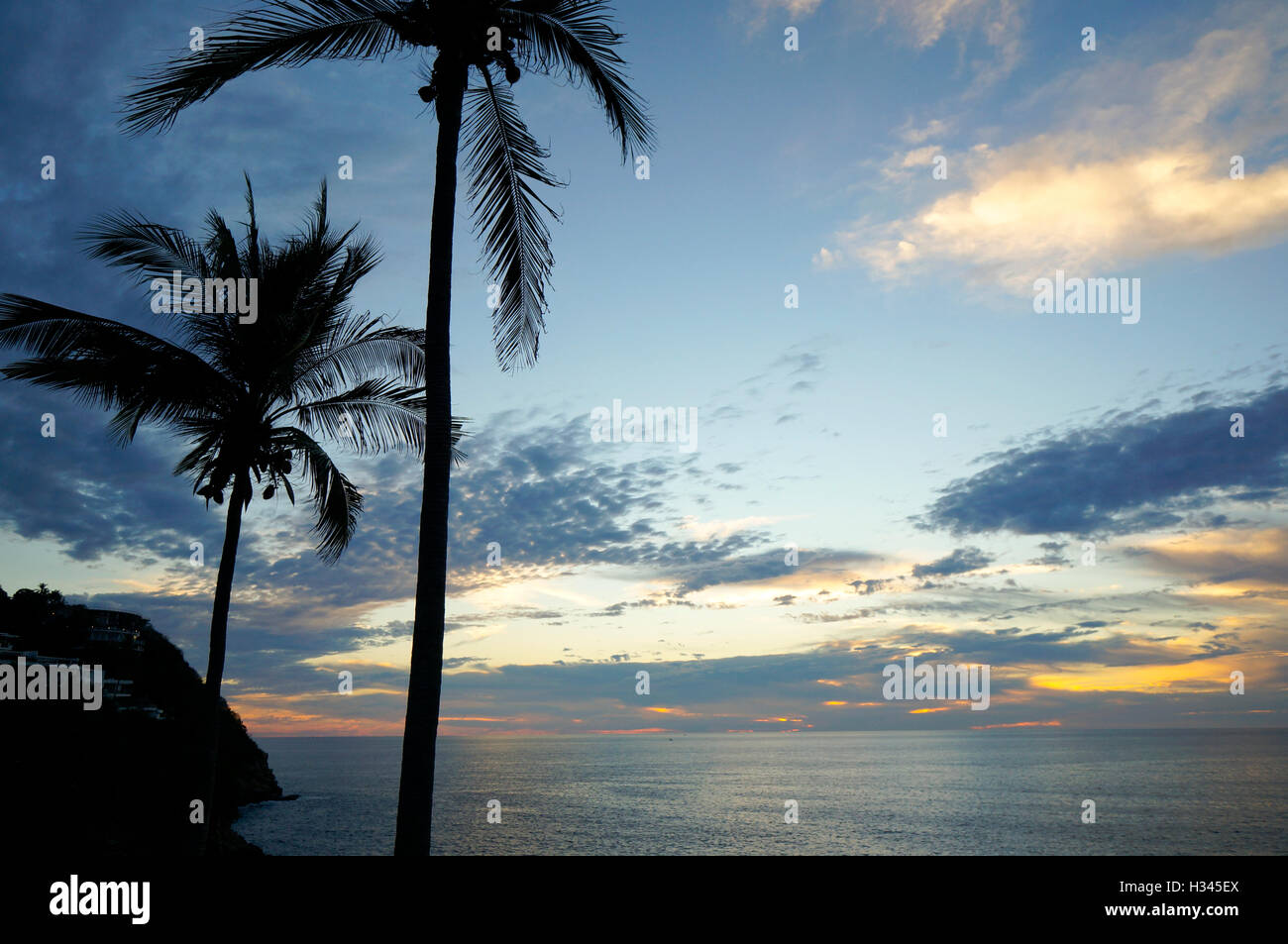 Sonnenuntergang am Pazifik vor Küste von Mexiko Stockfoto